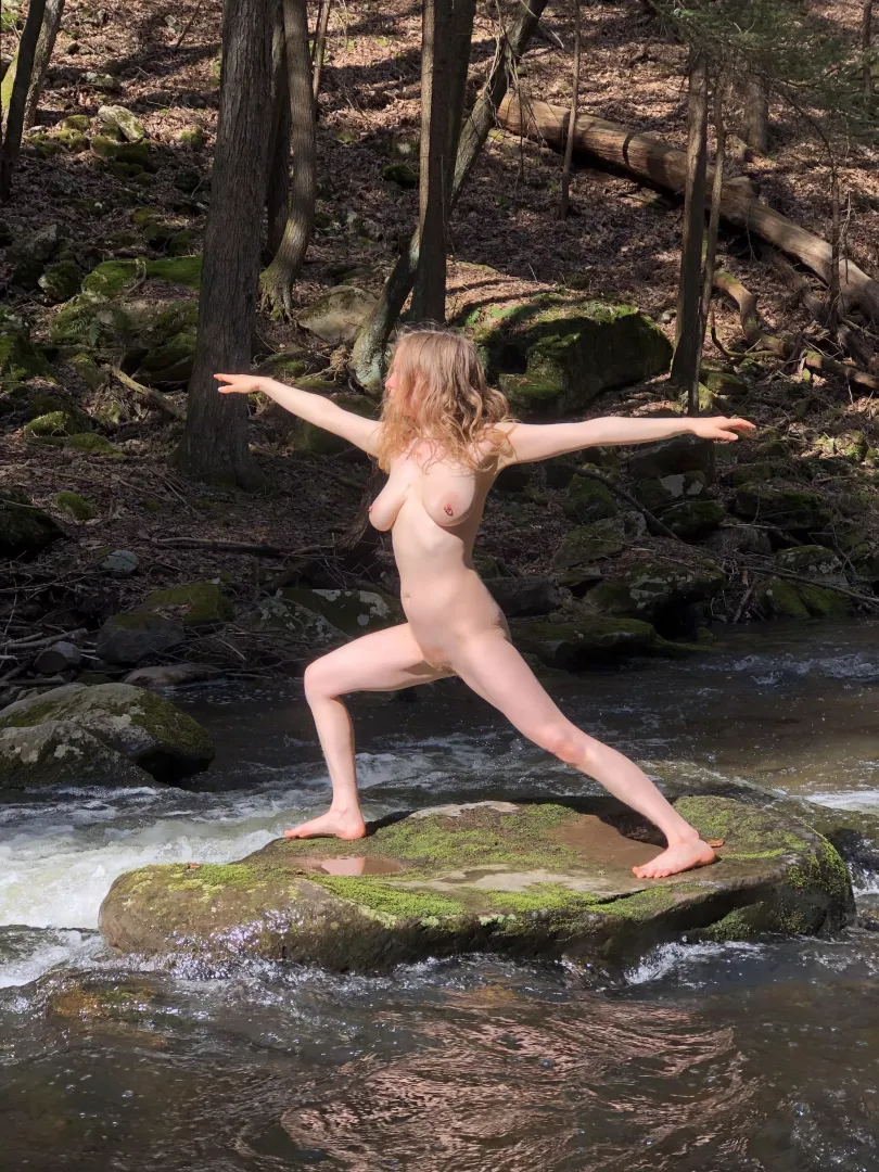 Naked warrior, namaste 🙏🏻