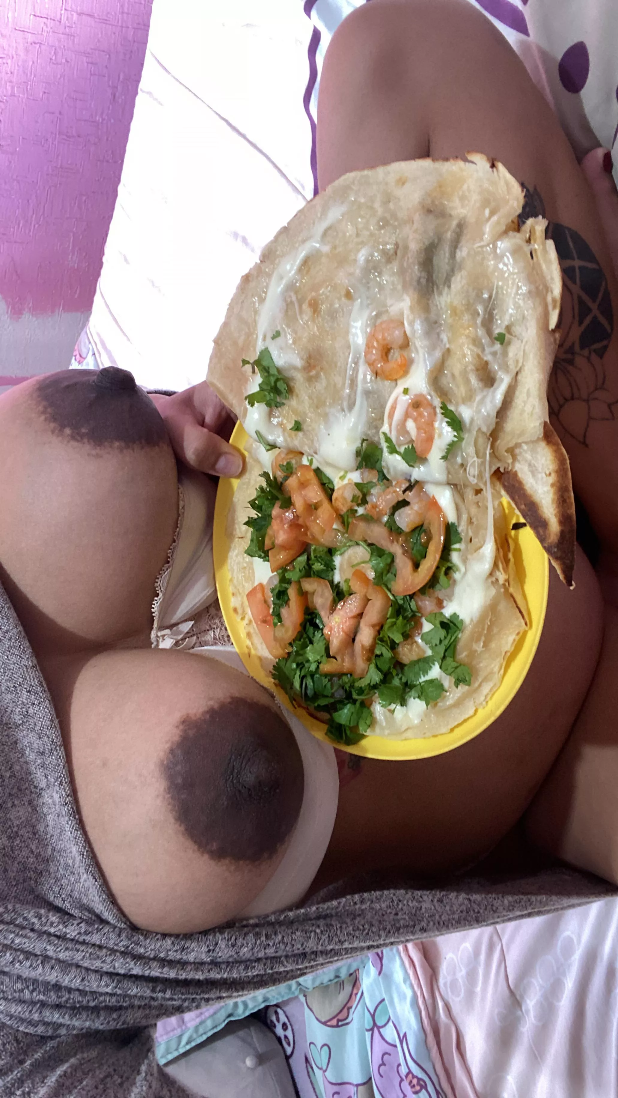 Natural boobs of a mom to be