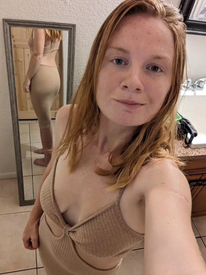 Natural redhead, naturally captivating🤩 [F27]