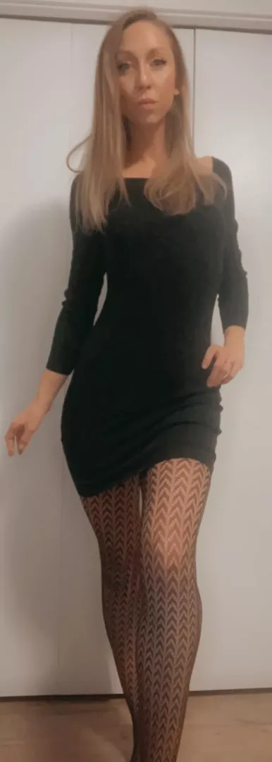 Naughty little Milf next door 😈 [OC] 🔥🔥