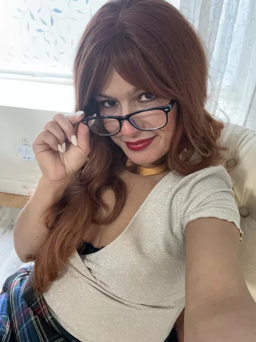 Naughty moms need love too. Follow me @penny_s777