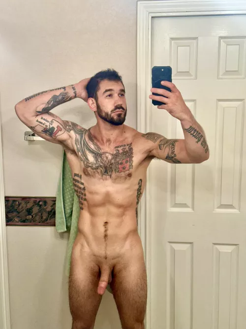 Need a 🚬 ☕️ and a good obedient fuck object. In that order.