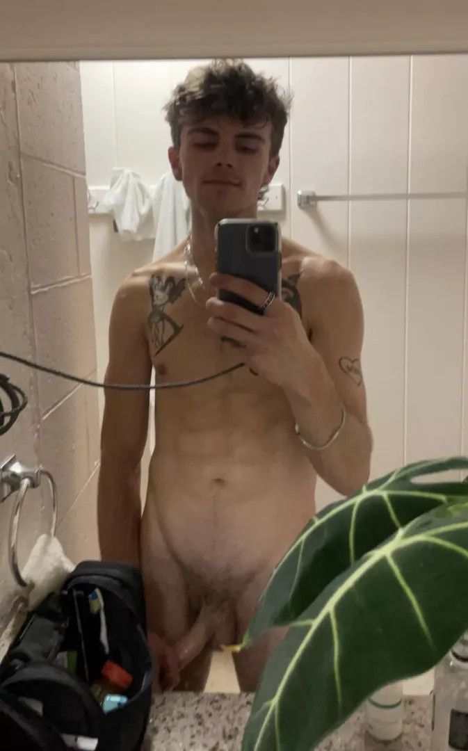 Need a bro (23) 😈🔥