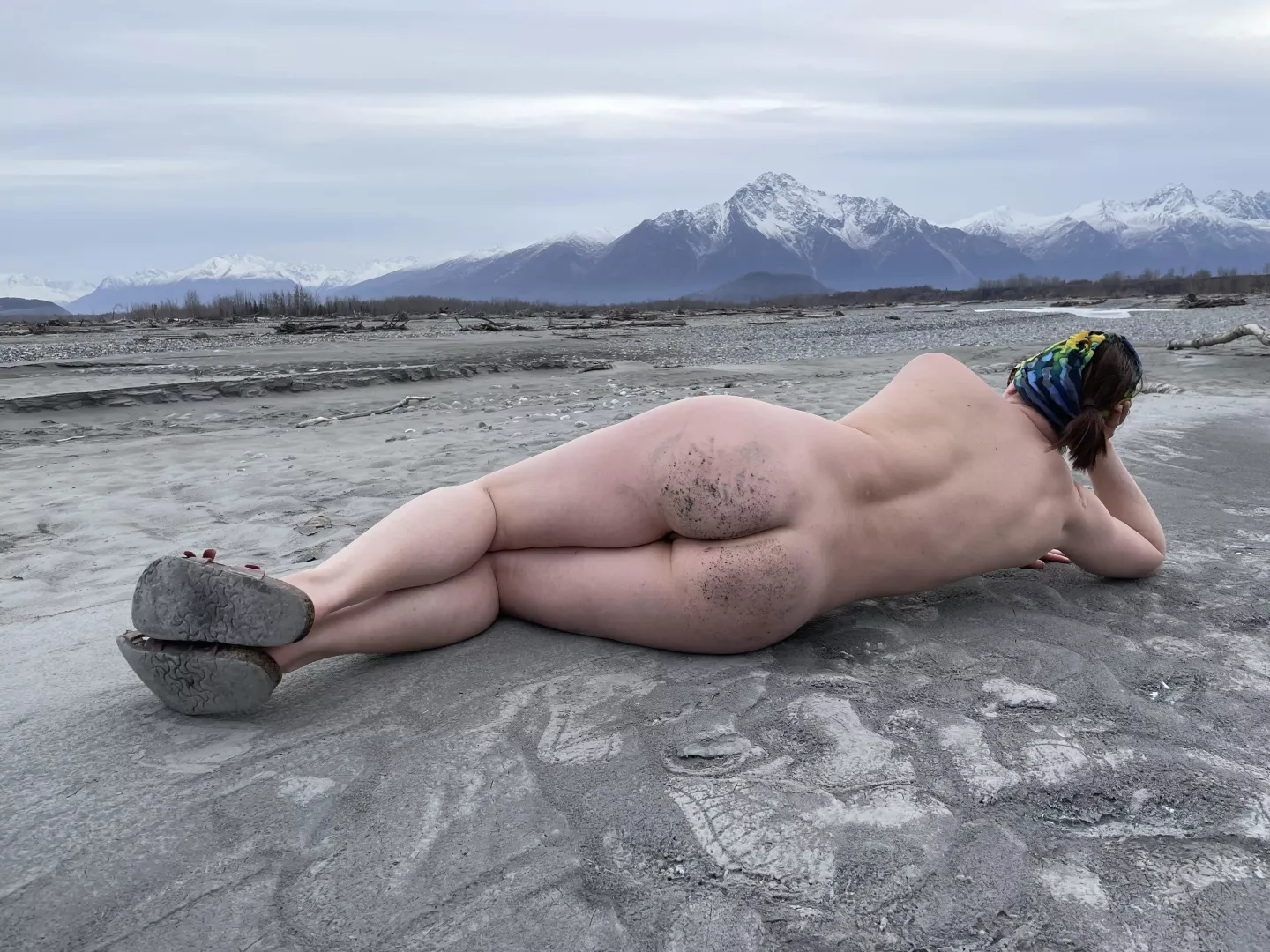 Need a snack… maybe a meal… cum try me out, 41F Alaska
