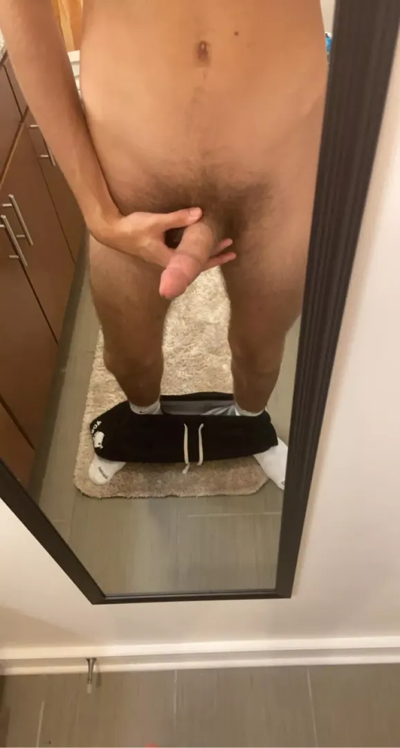 Need someone to give me CEI to cum into my own mouth. DM.