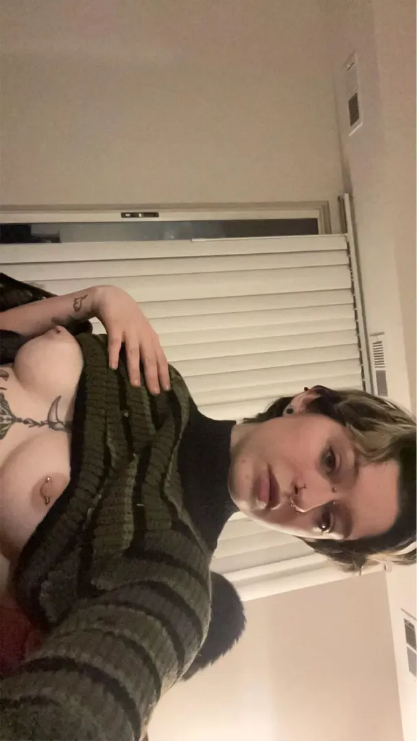 need someone to suck on them