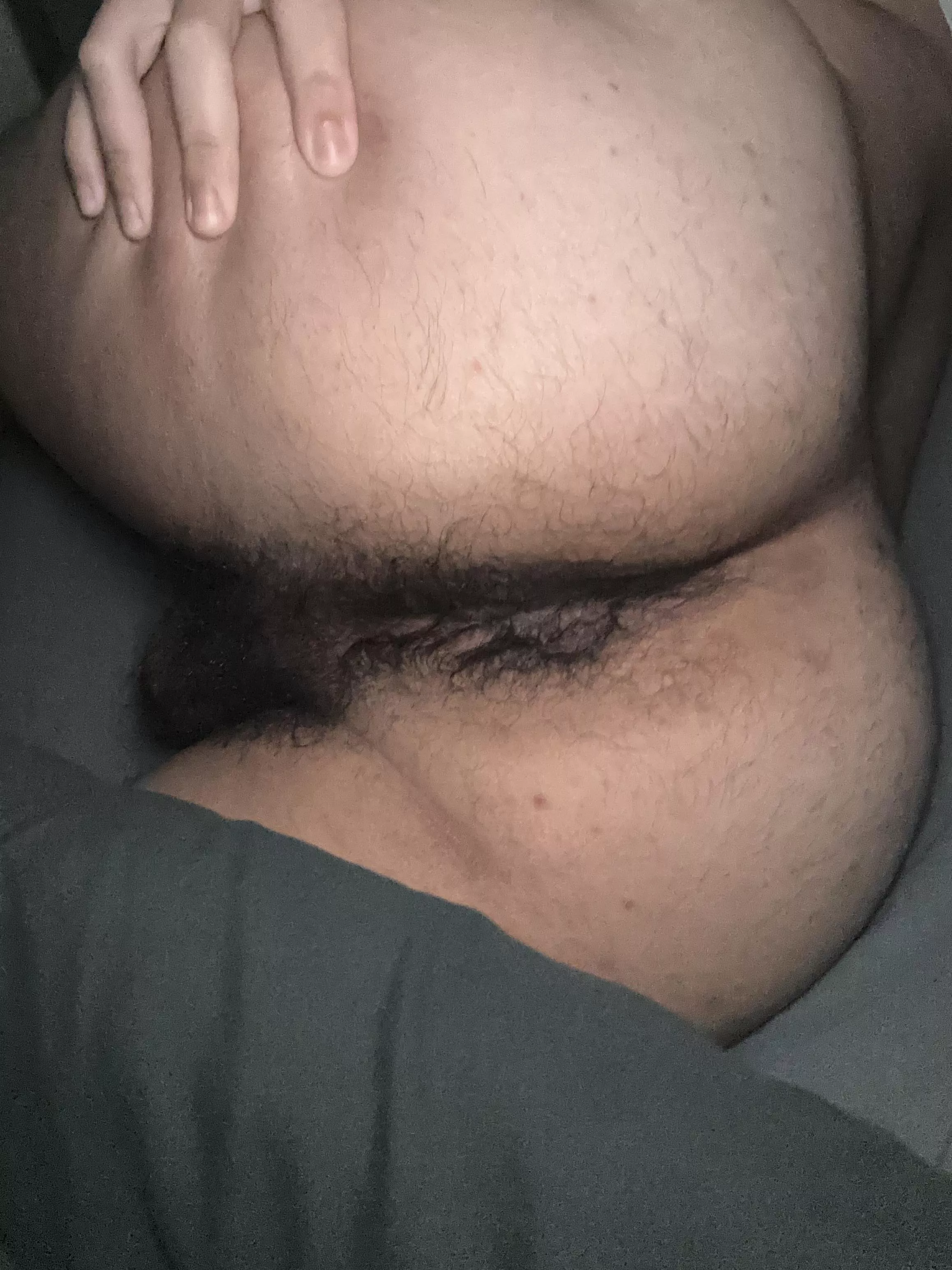 Never played with my asshole before, should I try? 🤔