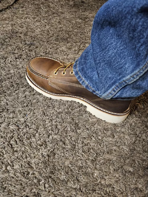 New boot goofin