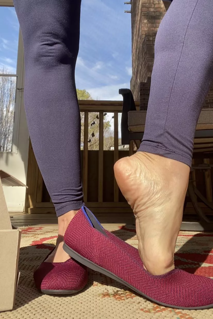 New flats!!! Adding them to my colorful collection. Do you like them?