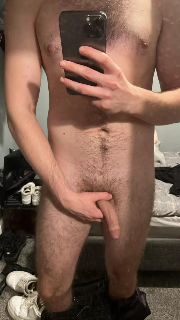 New here 😌