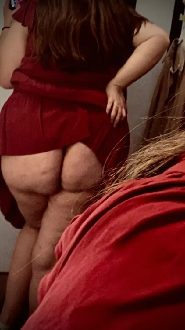 New here love cosplay and new to making hentai art