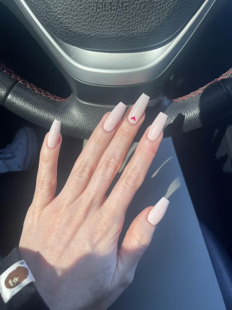 New nails for Valentine’s Day