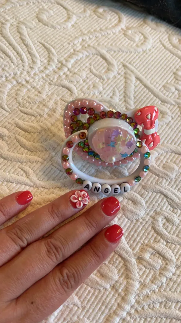 New nails 🌸🎀