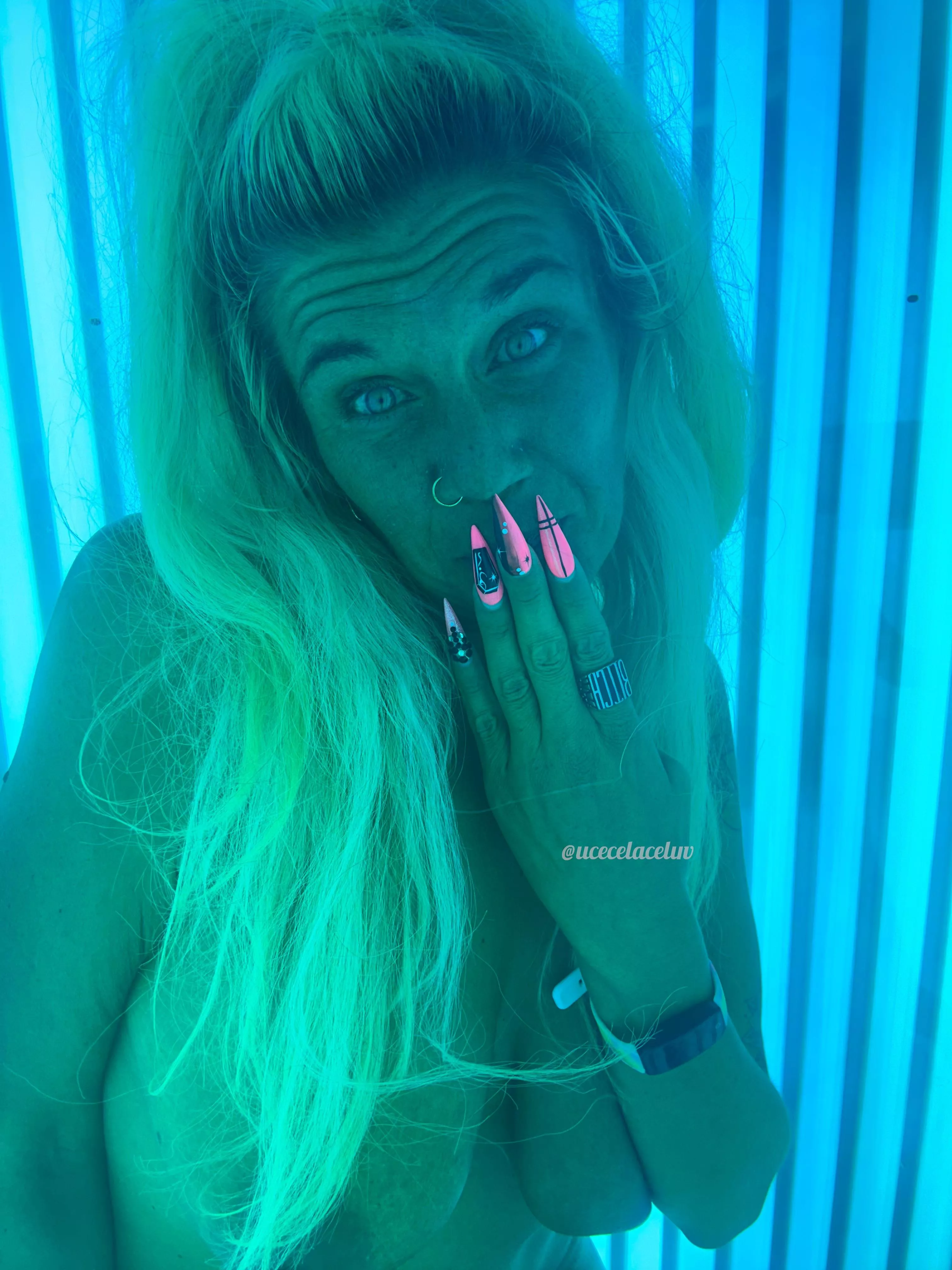 New nails, who dis?