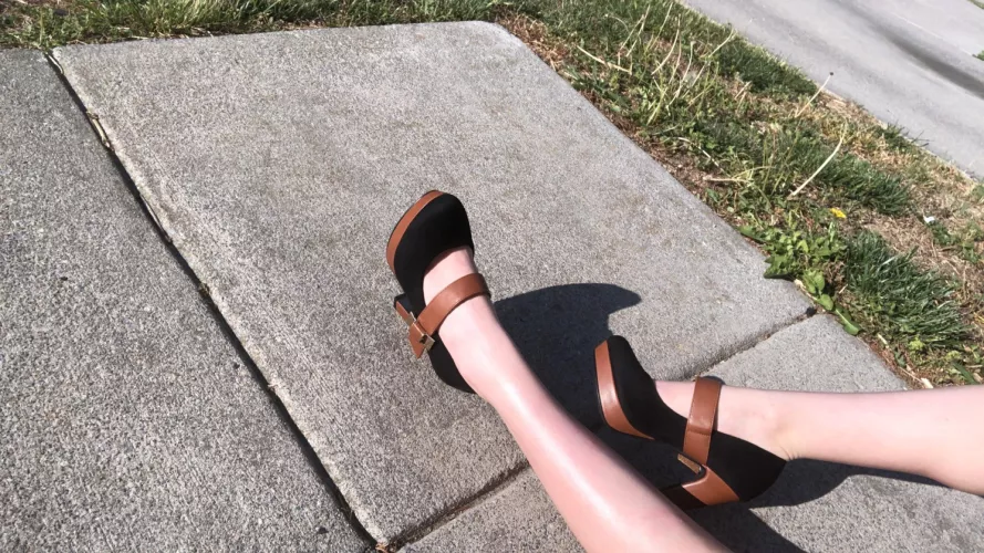 New pair of heels 💜It’s been so long since i’ve gotten a new pair!