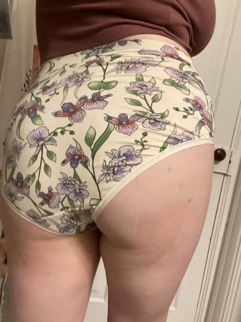 Nice and saggy 