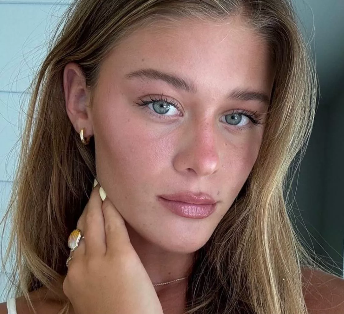 Nicole Booker