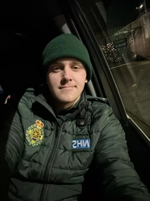 Night shift street lamp artistry