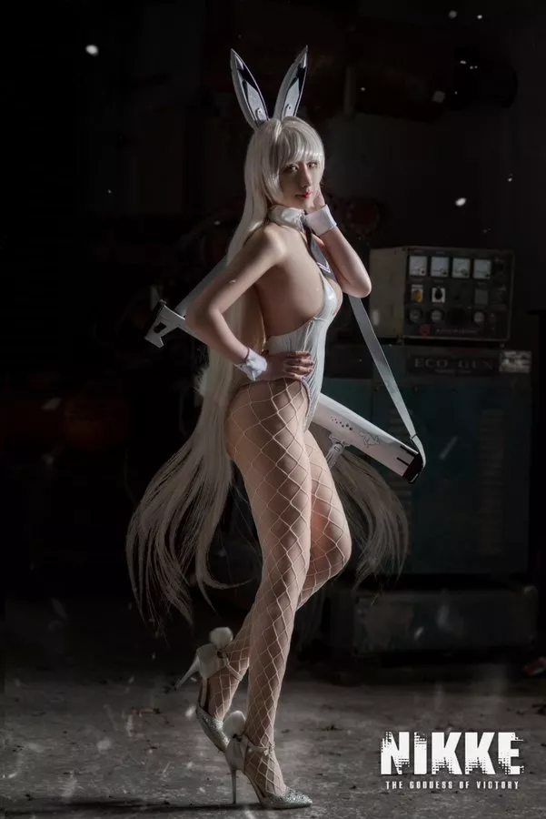 NIKKE White Bunny