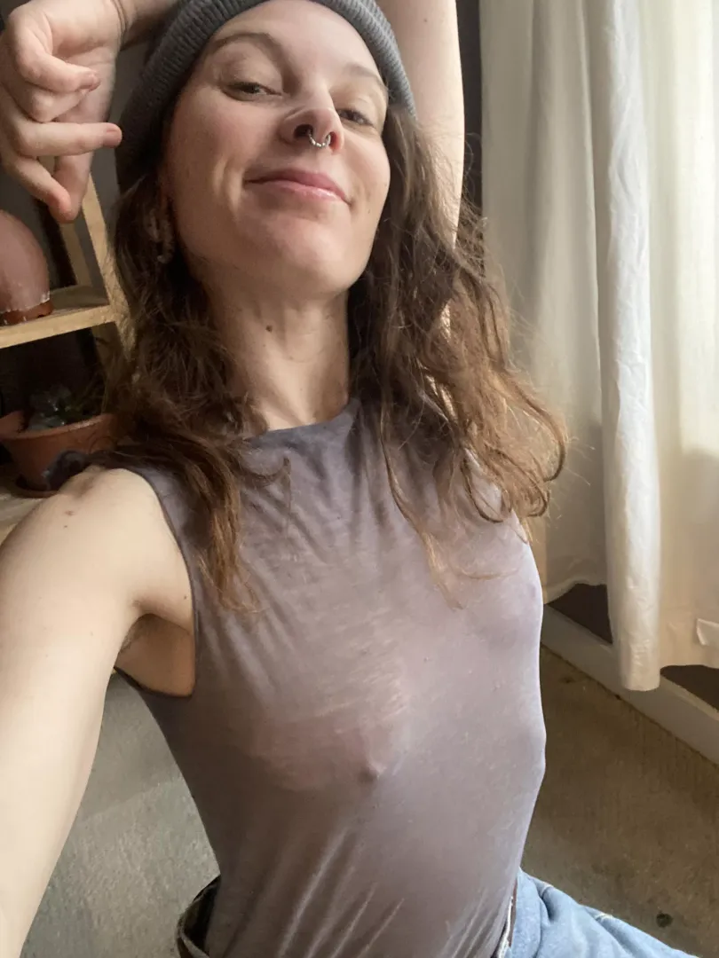 Nipple o’clock