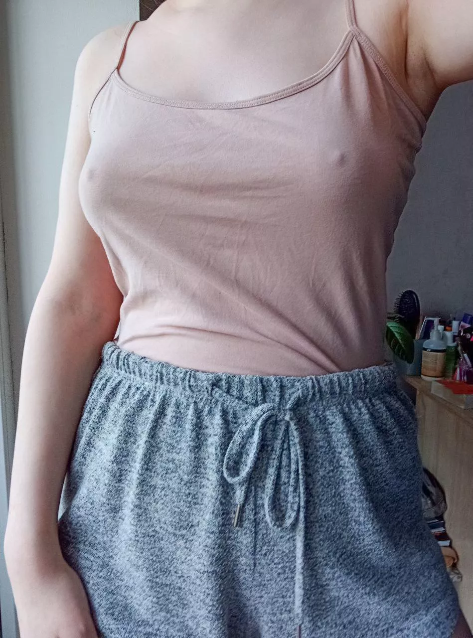 No bra day