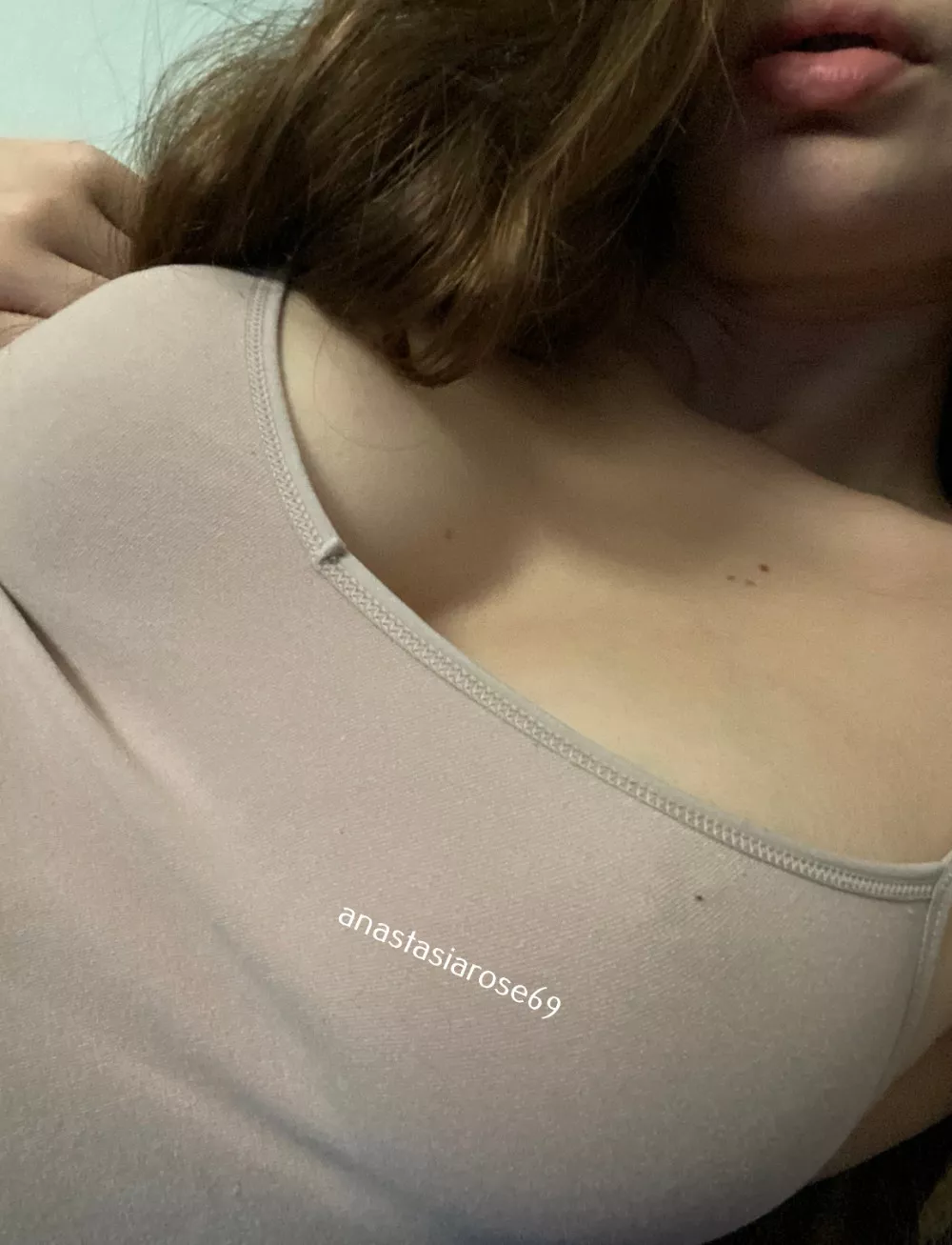 no bra needed when waiting for you at home ;)