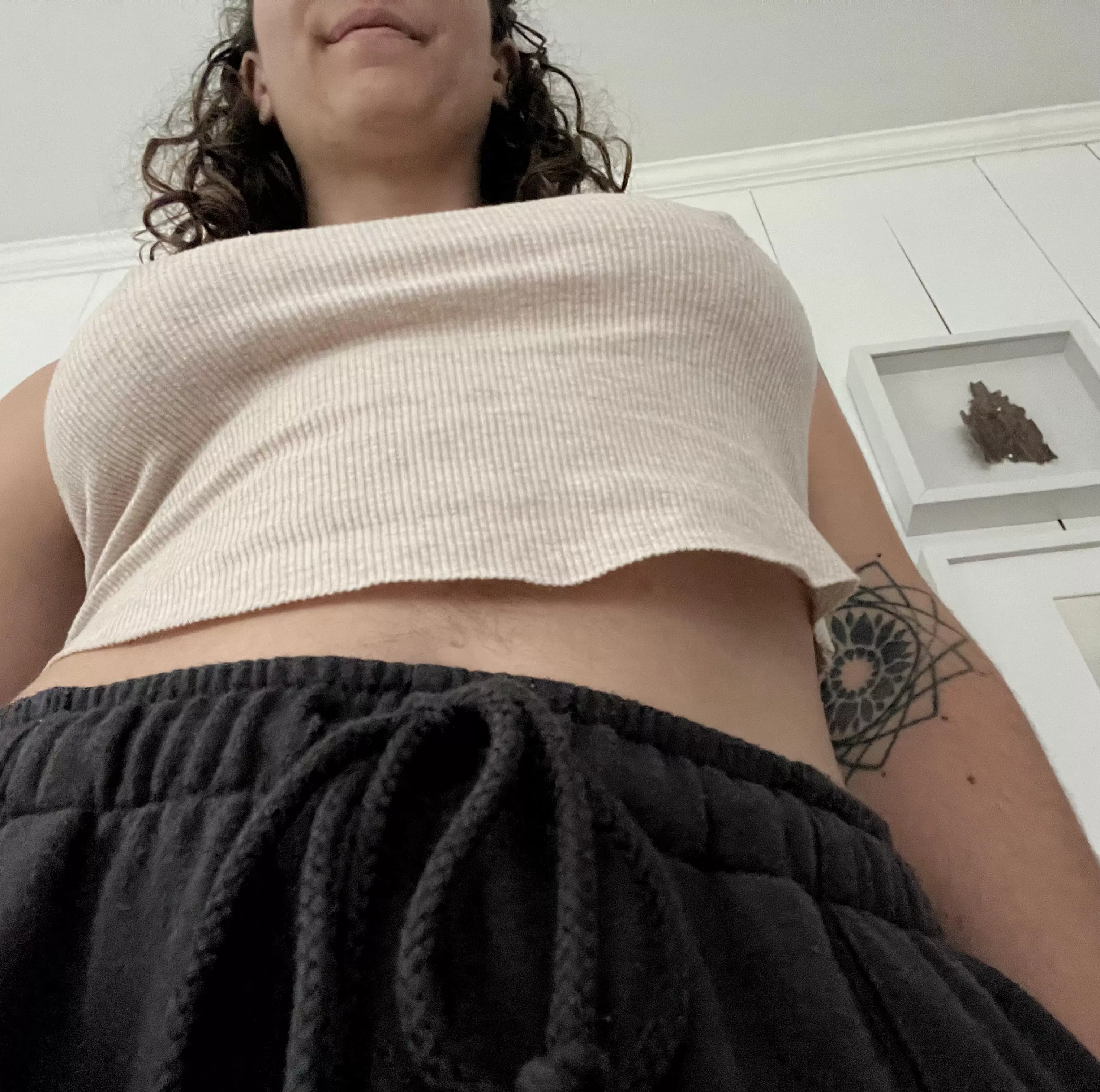 No bra, no problem