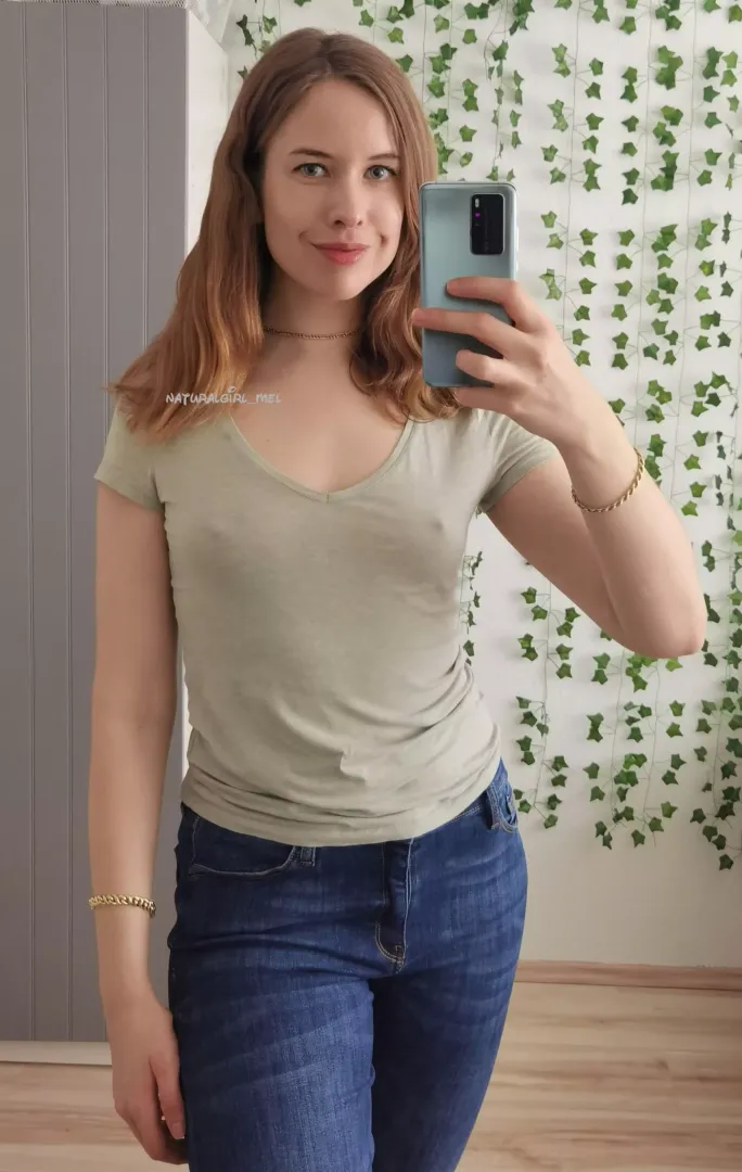 No bra, no problems