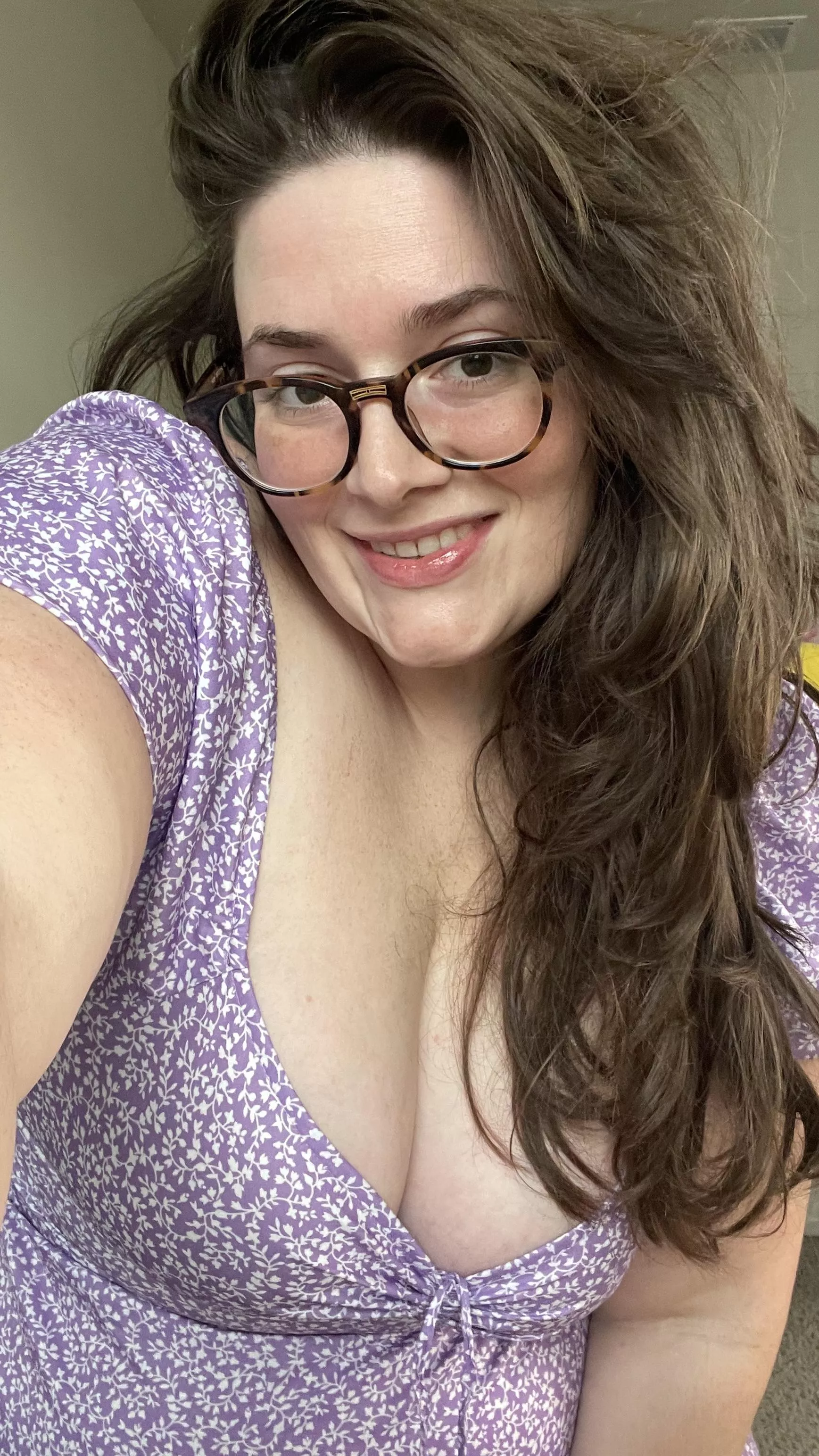 No makeup but feeling cute