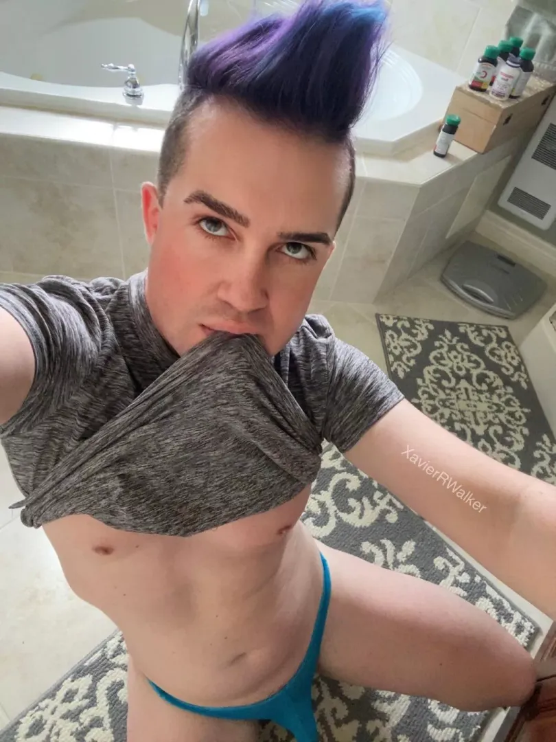 No one at lunch knew I was wearing my jock! Am I rockin them?