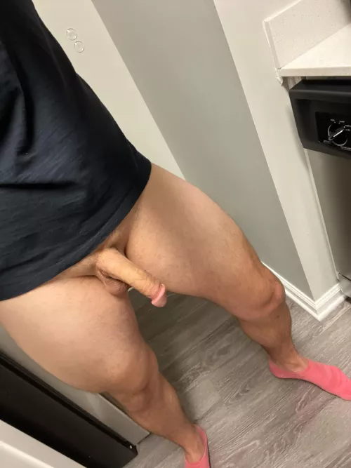 No pants to play