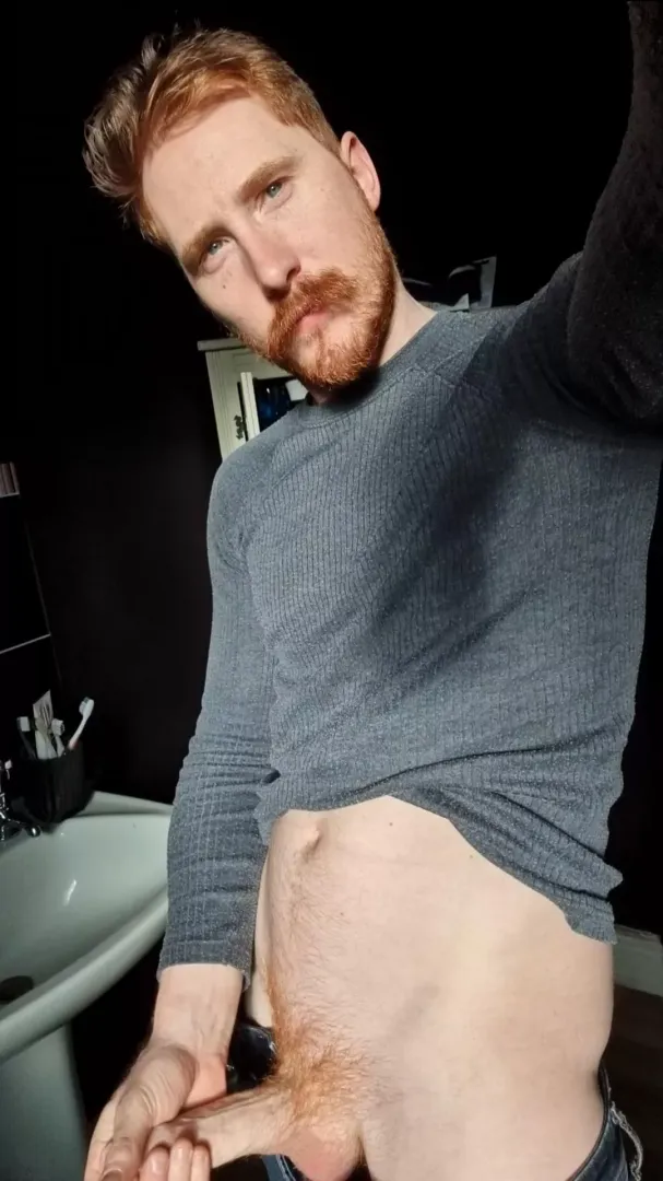 Not quite a boner but do you like my beard?