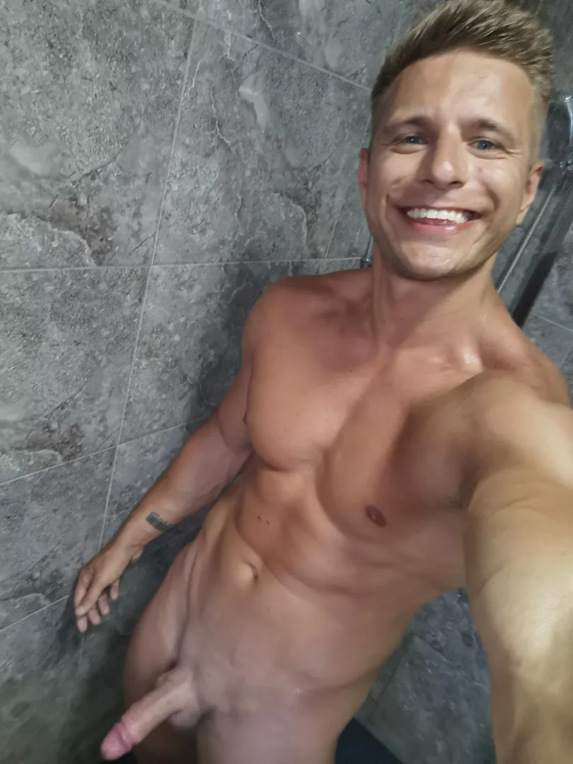 Nothing beats a good smile to start your day. Well, maybe few things do... 😉