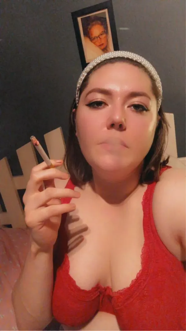 Nothing better than a cigarette after masturbating🫣