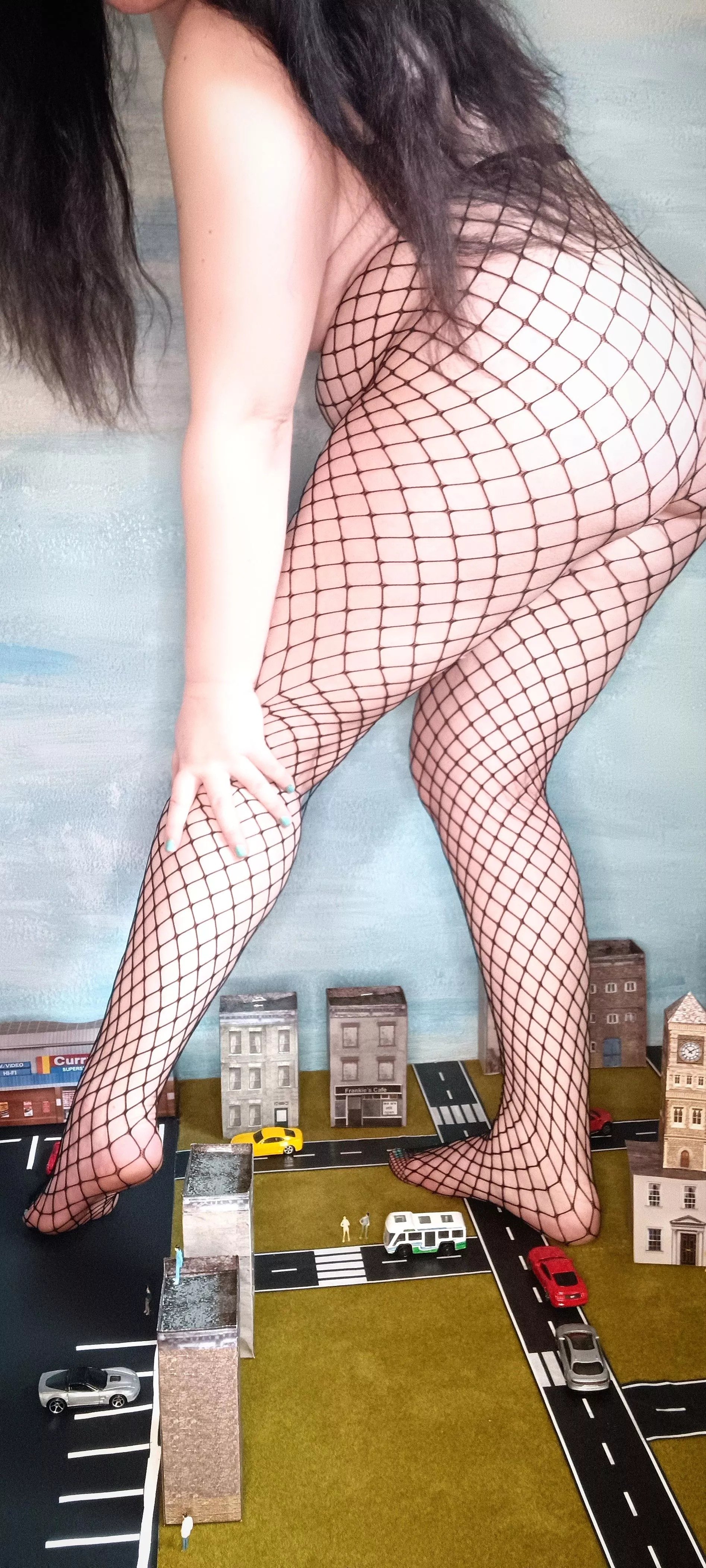 Nothing quite like fishnets , favorite ❤️