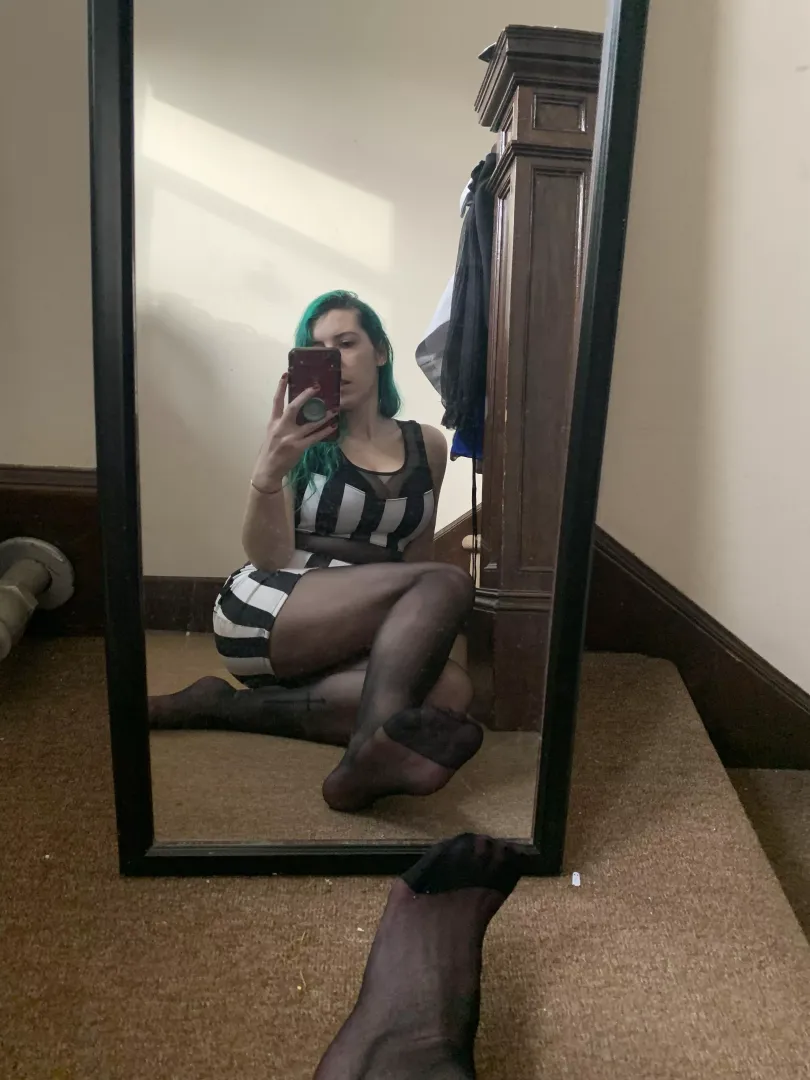 [NSFW] Mirror feet