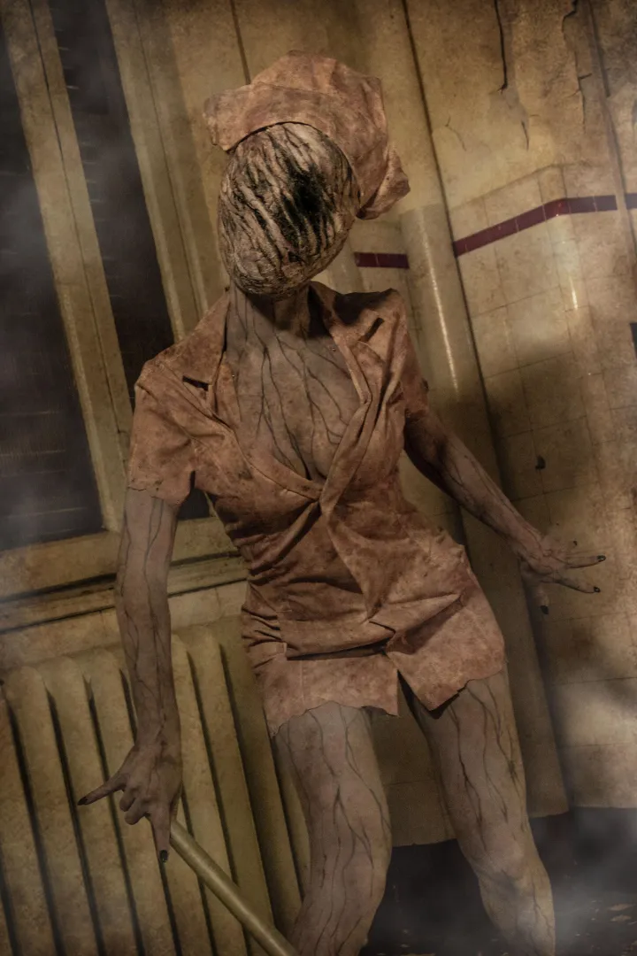 Nurse [SilentHill] cosplay by Shiroktsne