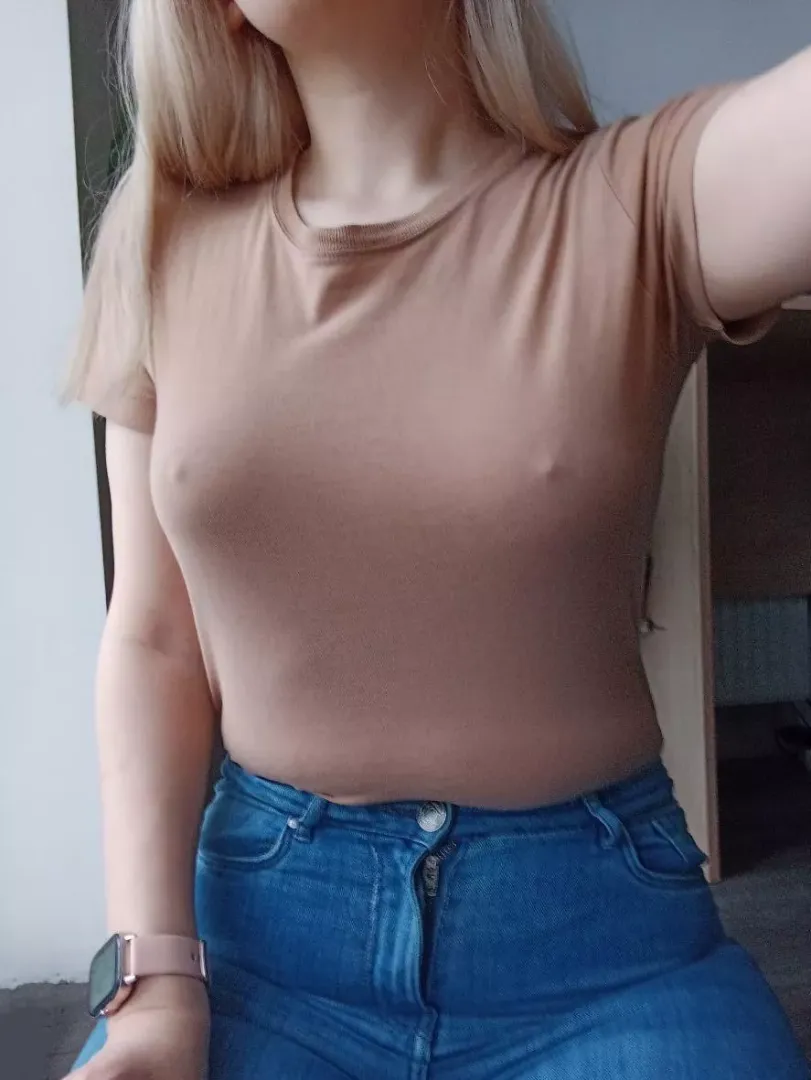 Obviously no bra today