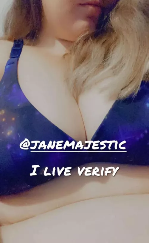 [OC] always looking for fun