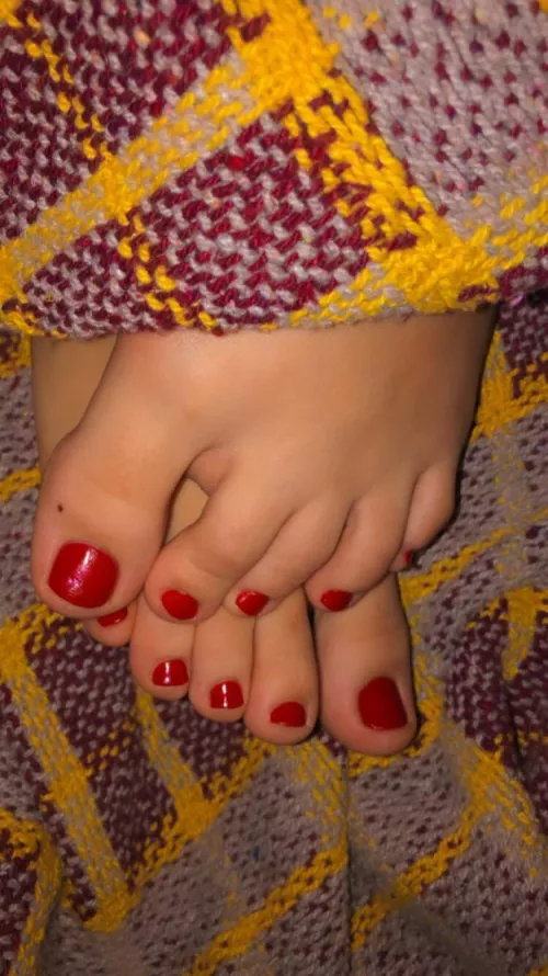 oc come lick my toes