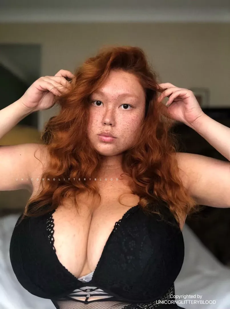 [OC] I’m looking too good not to share! What do you think, be honest!🥺