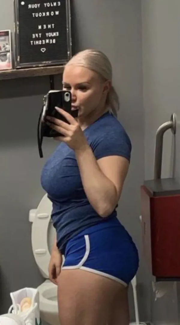 Oh she thicc.