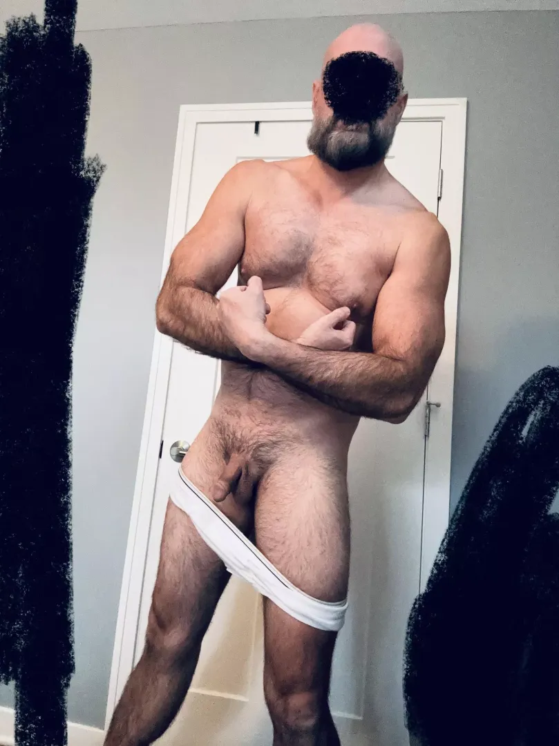 Old bro (50)