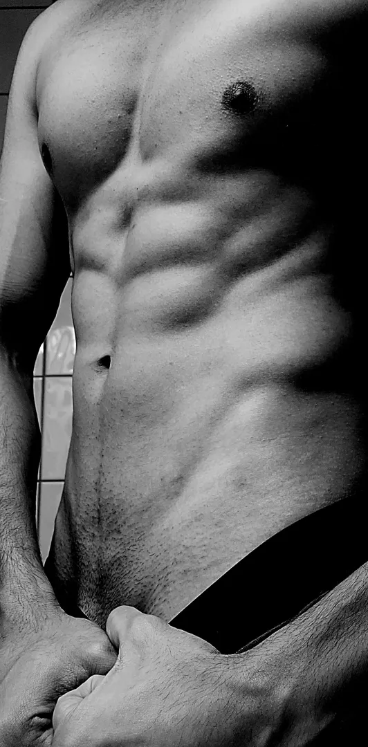 On a scale of 1 to 10, what would you rate (m)y body?