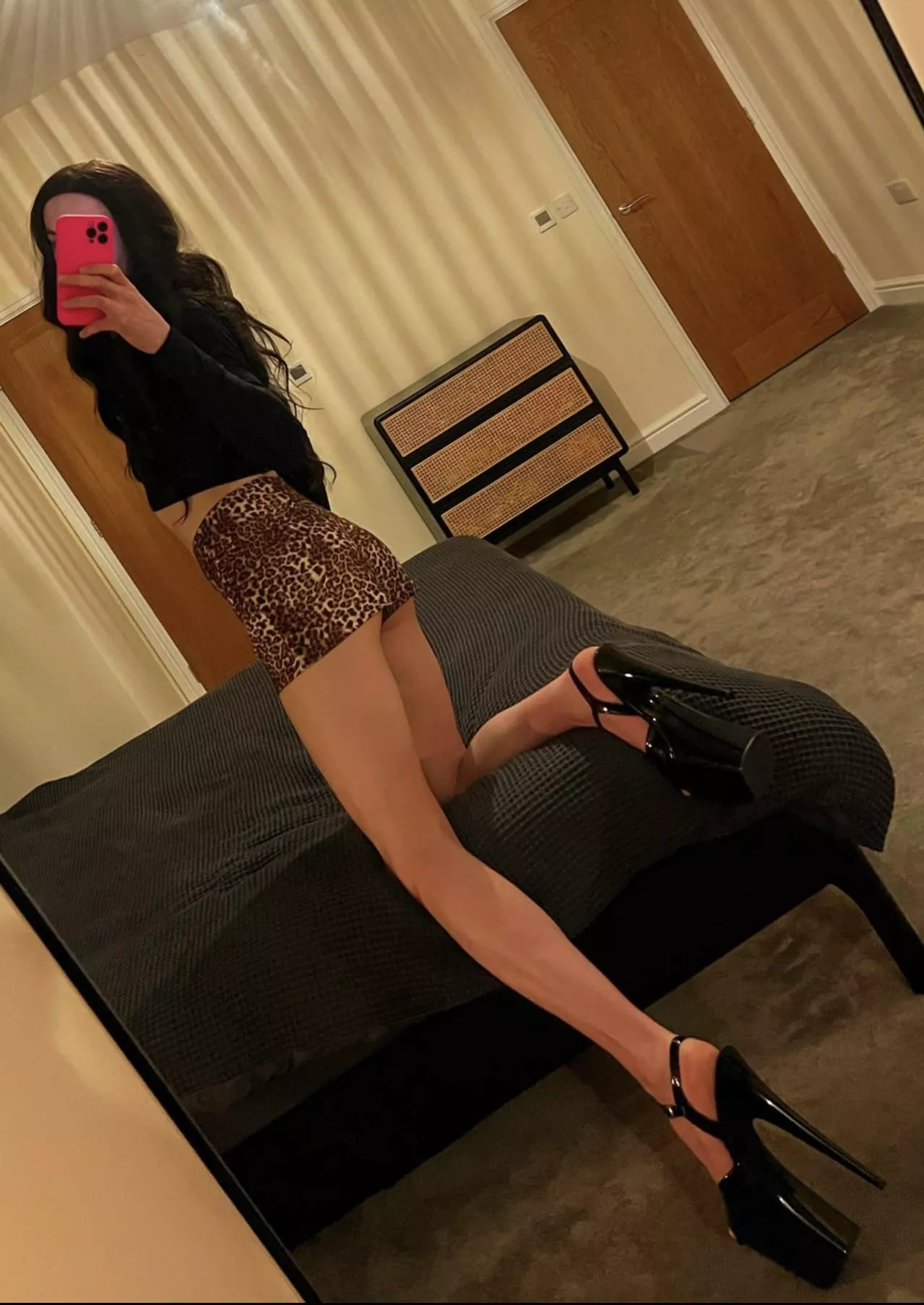 On a scale of classy to slutty how are my short shorts? 😉💕