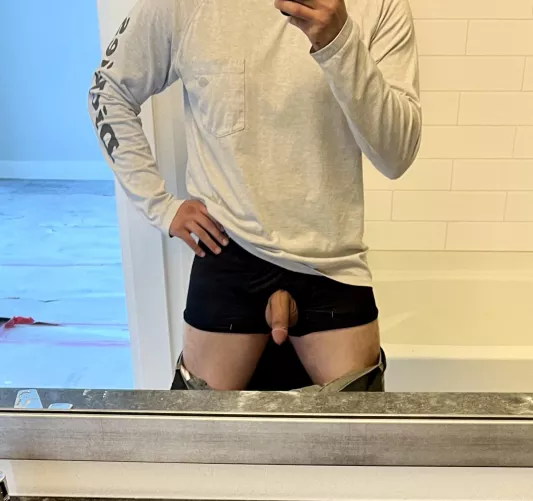 On site 👷🏽‍♂️