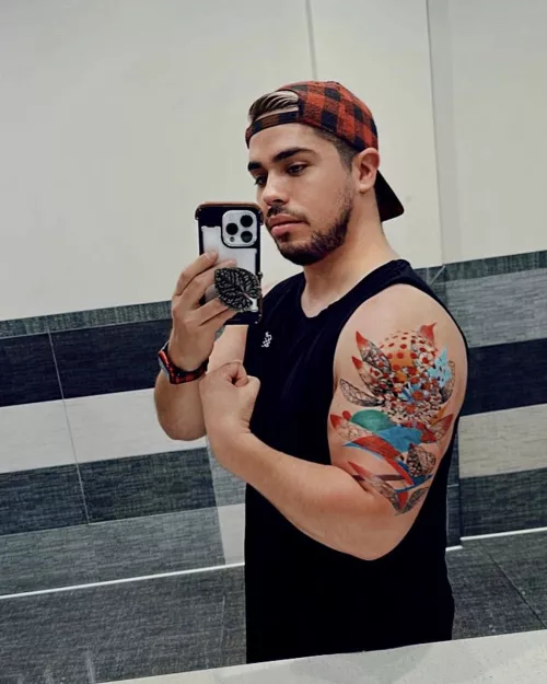 On the outside I’m hootin’ but in the inside I’m hollerin’