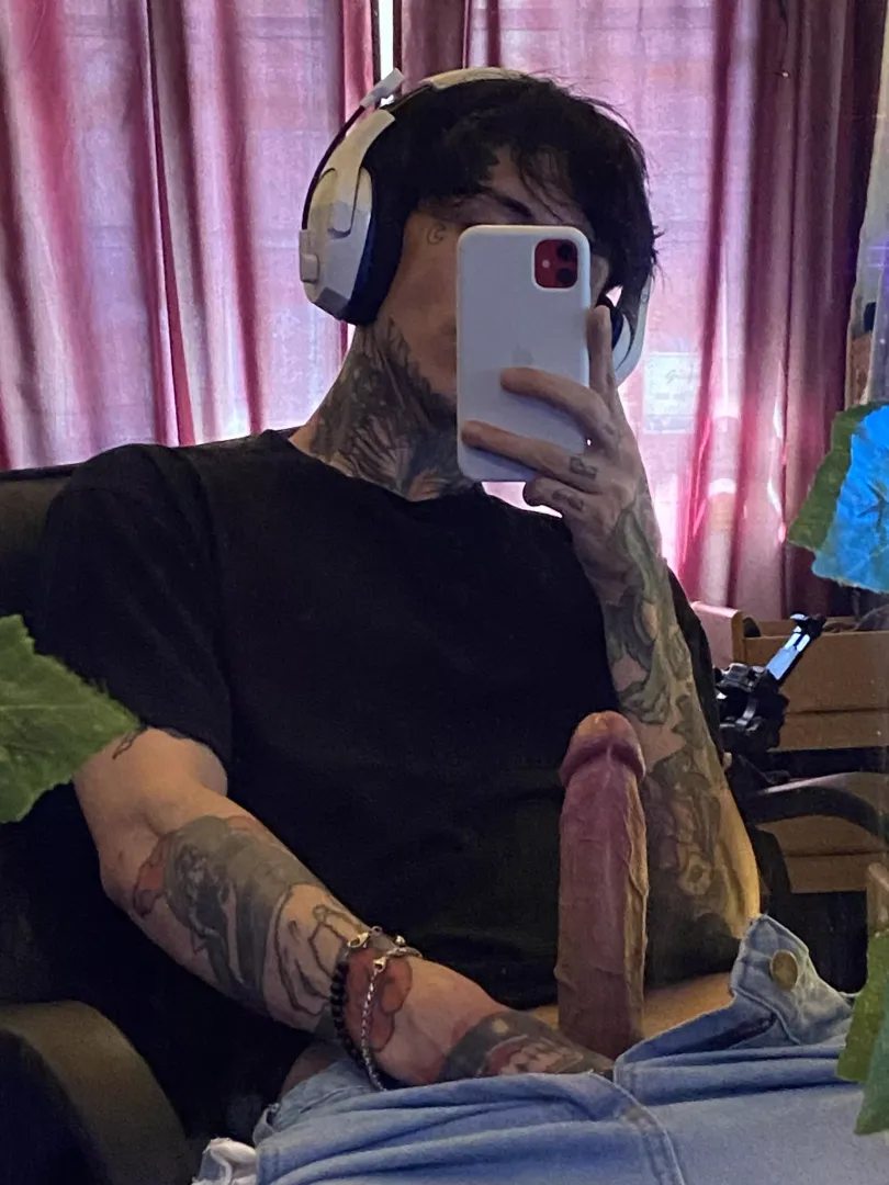 On your knees papi