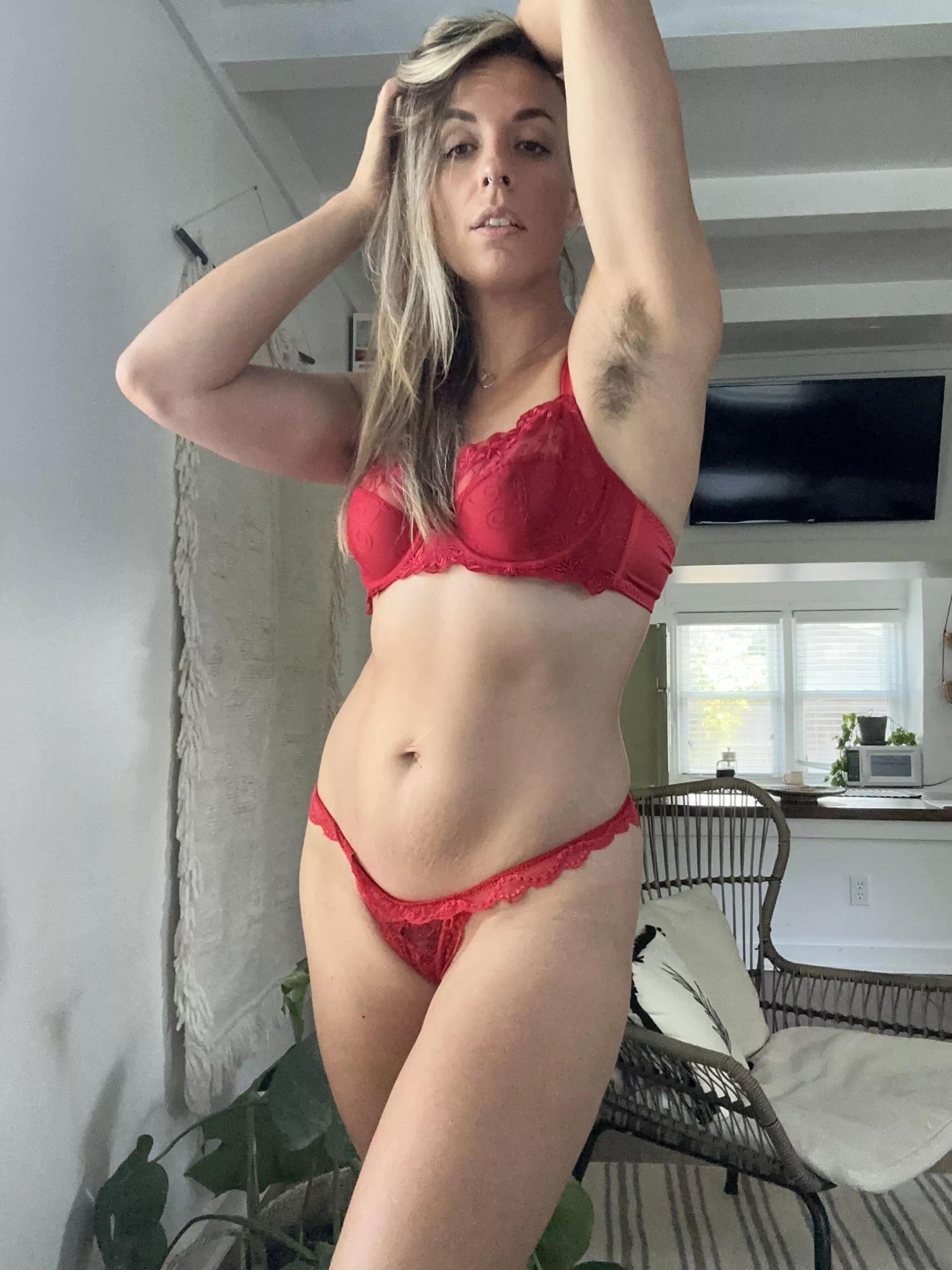 One man’s “ew” is another man’s “Grrrrr”…;)