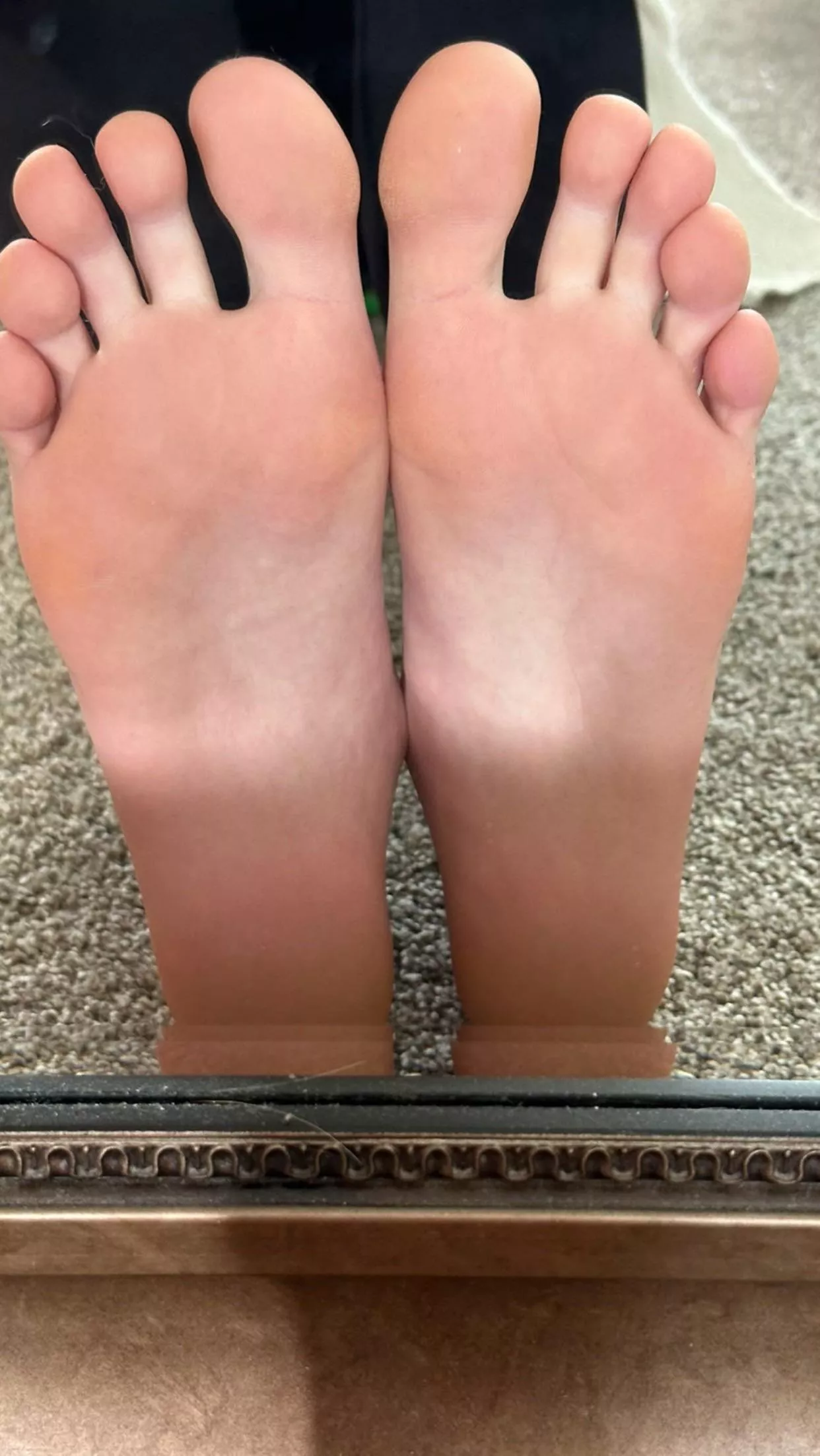 One more for you foot lovers… :P